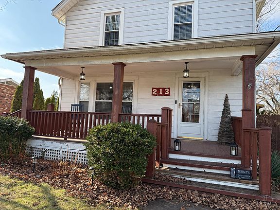 3rd image of 213 N Charity St