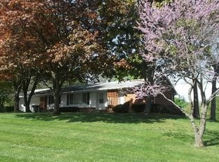 8388 Manchester Dr, Grand Blanc, MI 48439