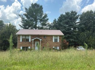 1225 Debrex Dr, Jefferson City, TN 37760