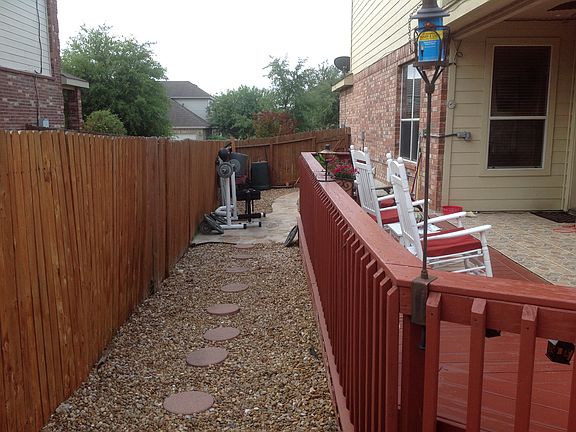 3rd image of 112 Blue Sage Ln