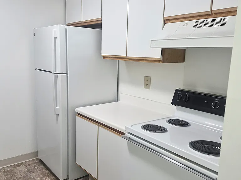 1801 Raleigh Ave #2111 — Photo 2