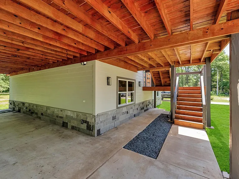 153 Bending Oaks Ln — Photo 30