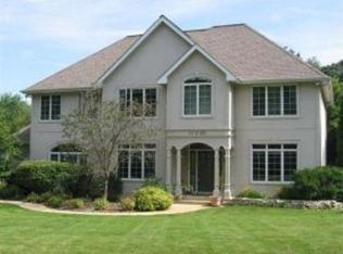 27W318 Lenox Rd, Wheaton, IL 60189