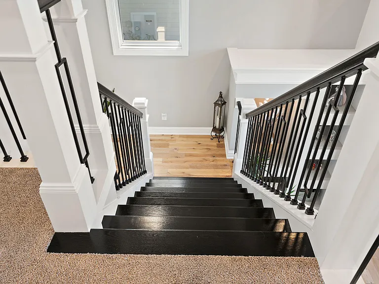 13431 Redbud Dr — Photo 33
