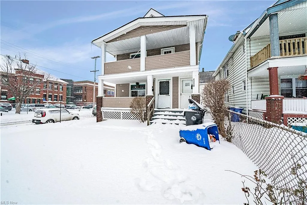 9501 Willard Ave photo 1