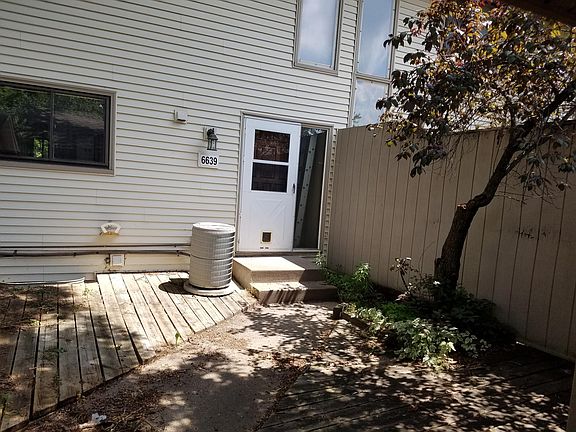 5th image of 6639 Gretchen Ln N