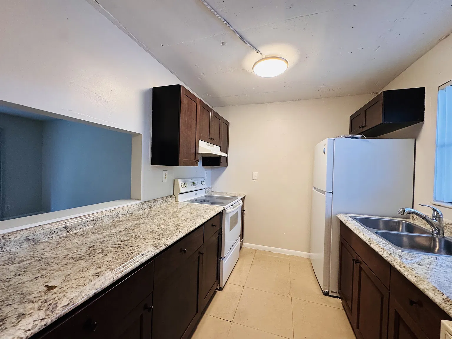 254 Pineview Drive - 1 — Photo 3