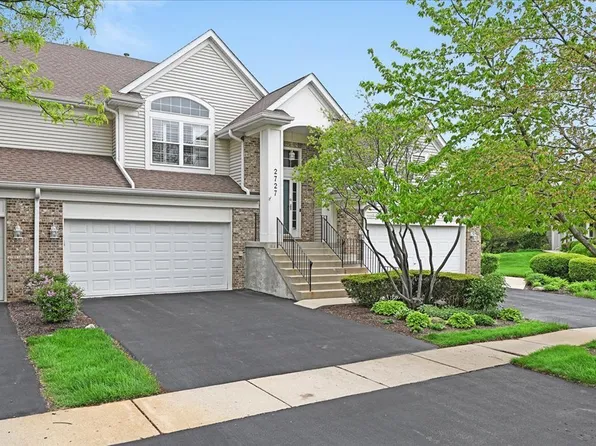 2727 Old Woods Trl #2727, Plainfield, IL 60586