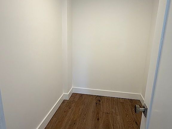 2nd image of 2900 NE 30th St #2F