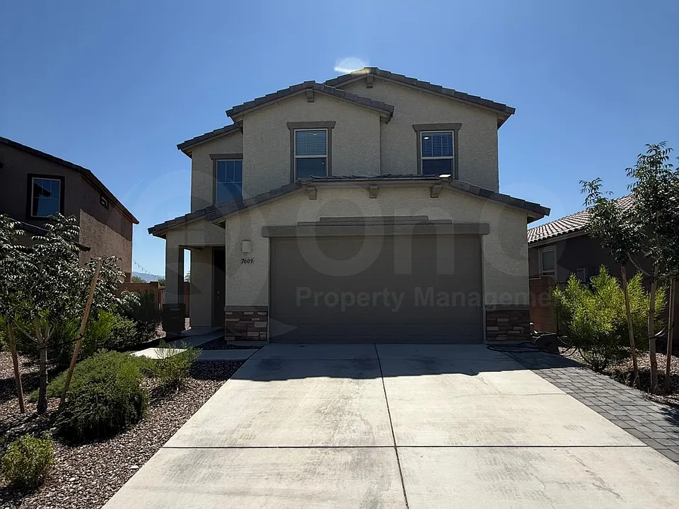 7609 S Camino Alma Vieja