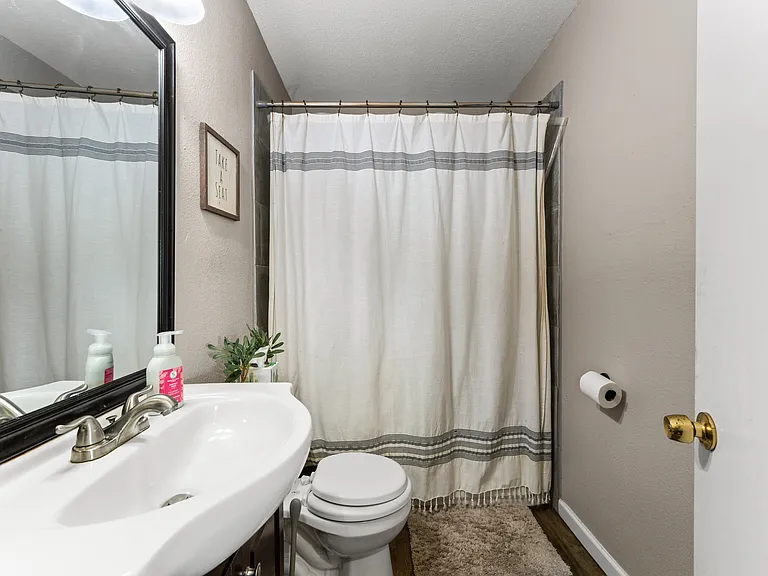 1008 Pierce St — Photo 7