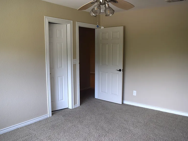 3803 Fishermans Cv — Photo 8