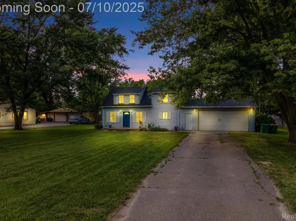 43948 Robson Rd, Van Buren Township, MI 48111