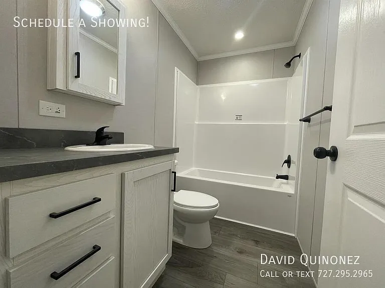 701 W Mill St #195 — Photo 9