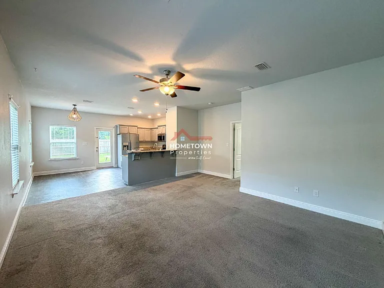 3613 Conley Dr — Photo 10