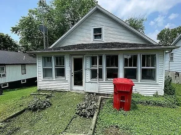 440 N Ball Kerr Ave, Cave In Rock, IL 62919