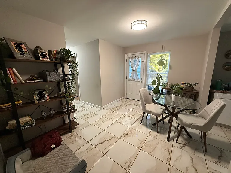 26 Henderson Ave — Photo 3
