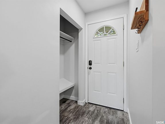 2nd image of 431 Adelaide Street E