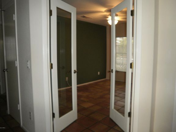 5th image of 4844 W BUFFALO Street N