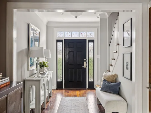 158 Katherine Ct #B, San Antonio, TX 78209