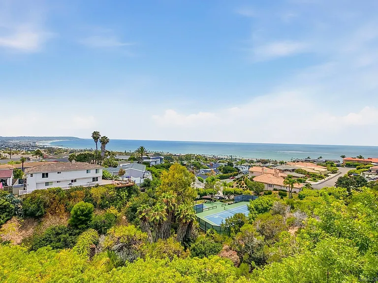 1011 Avenida Amantea — Photo 45