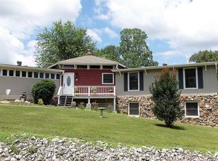 27 Mishemokwa Dr, Cherokee Village, AR 72529