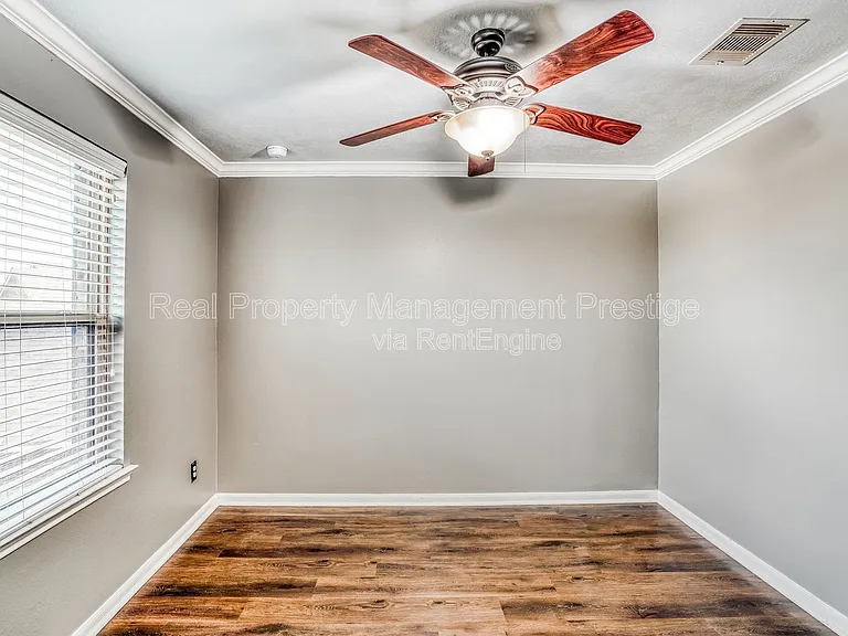 10707 Fuqua Glen Ln — Photo 12