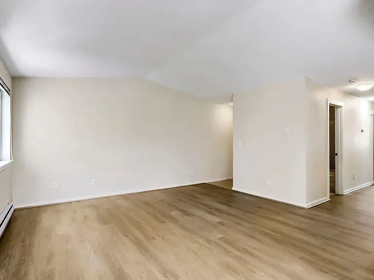 15415 35th Ave W #F301 — Photo 5