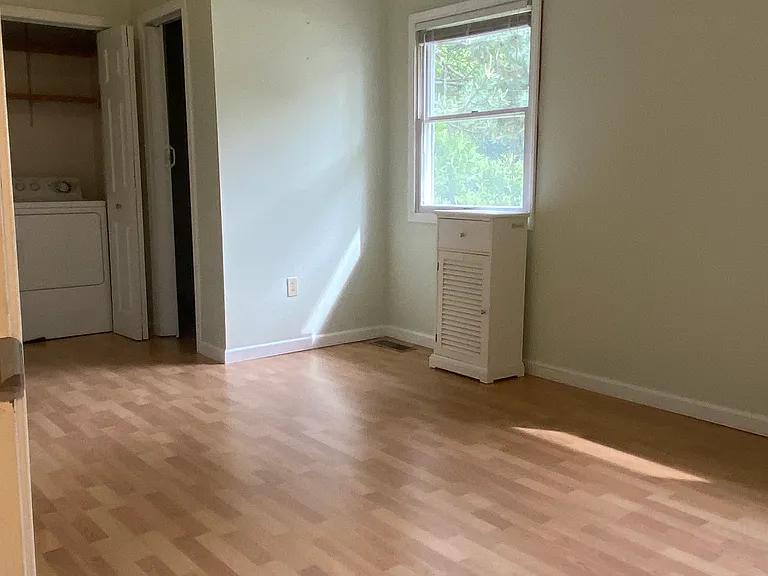 882 Indian Trail Blvd — Photo 8