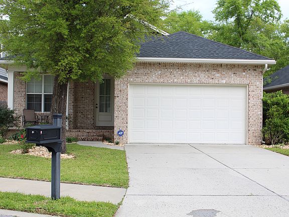 2nd image of 113 Arrowhead Way