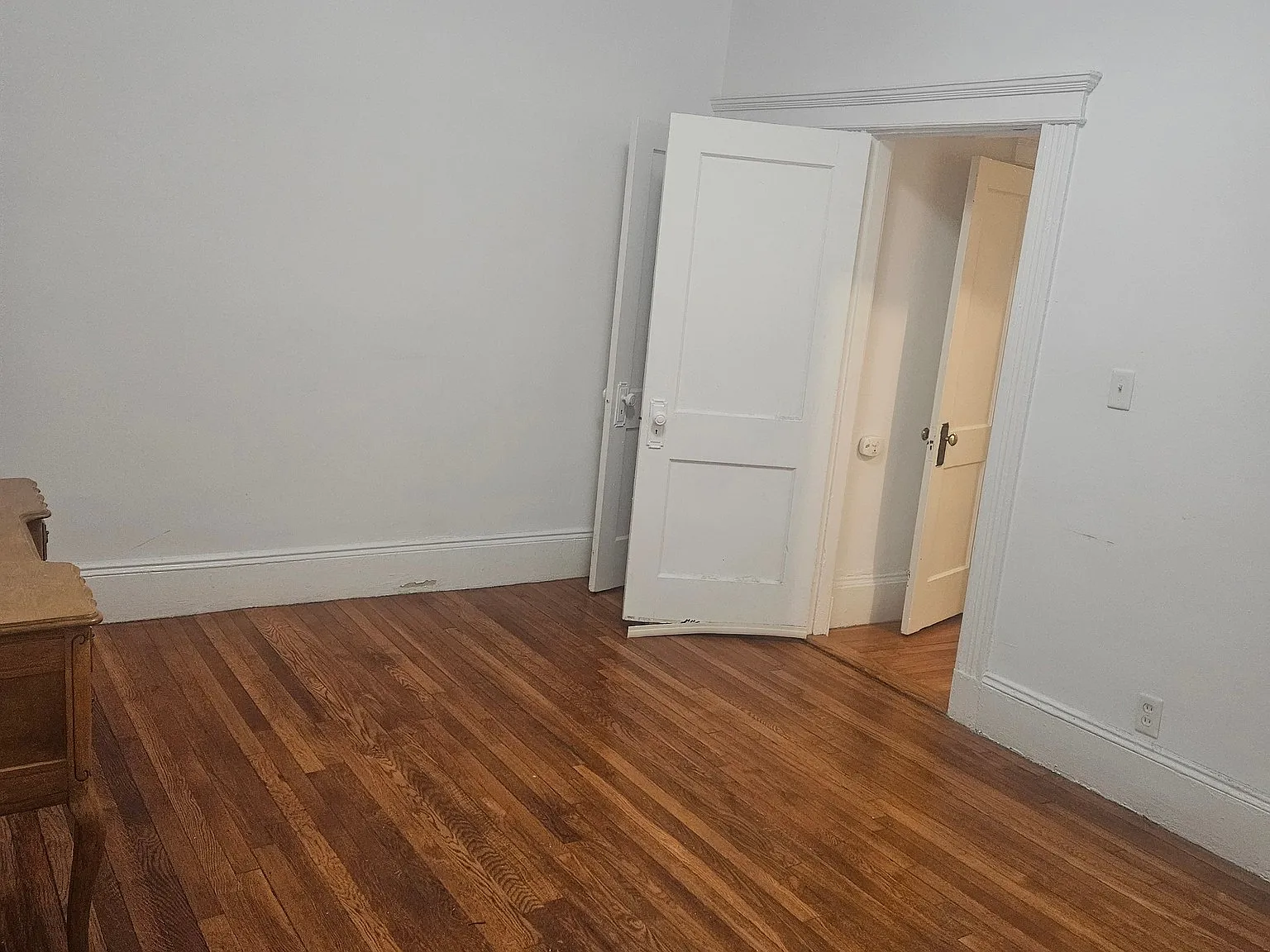 1 bed, 1.0 bath, $2,050 — Photo 2