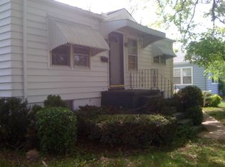 802 N 12th St, Leavenworth, KS 66048