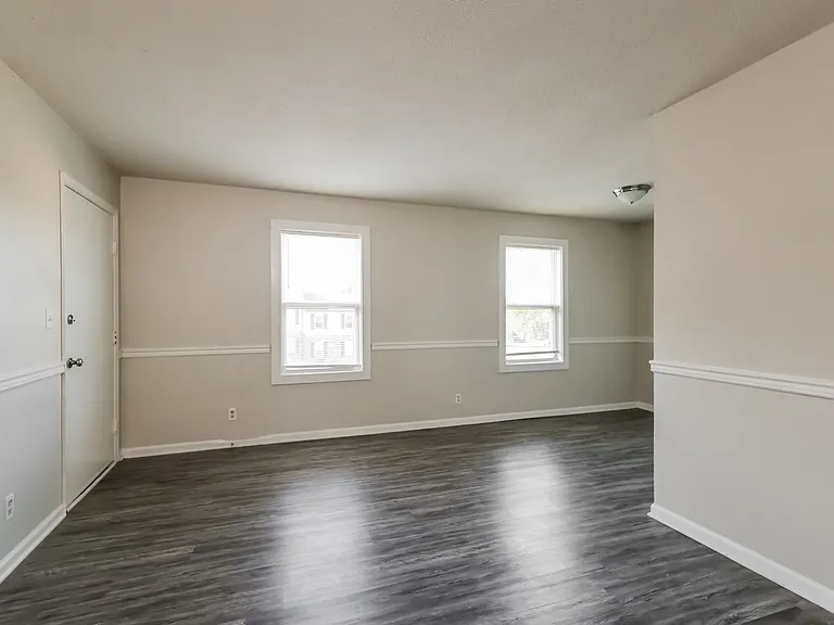 Garden View Apartments — Photo 7