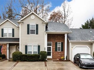 9118 Treyburn Dr, Charlotte, NC 28216