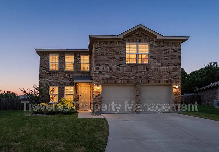 2700 Andesite Ln — Photo 2