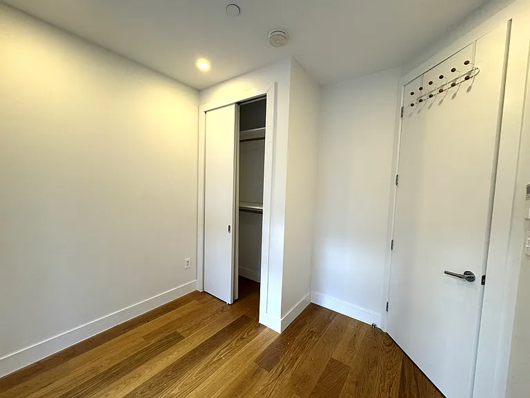 109 E 29th St #2F — Photo 9