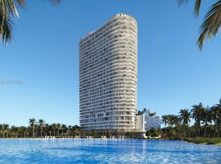 2411 Laguna Cir #809, Miami, FL 33181