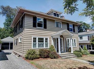 28 Everett Ave, Providence, RI 02906