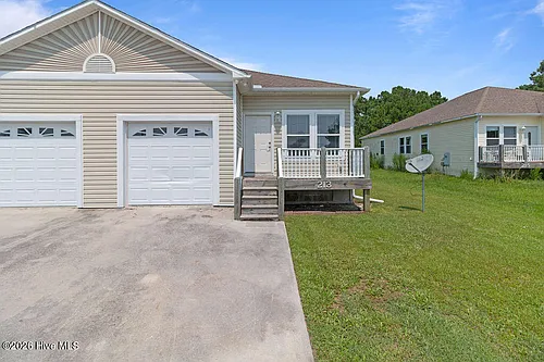 213 Lloyd St Photo 1