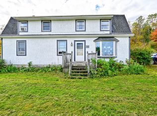 1415 River Rd, Bucksport, ME 04416