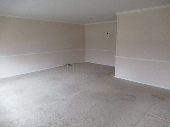3rd image of 1004 Jenkisson Ave