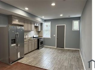 134 Collins Ave, Baltimore, MD 21229