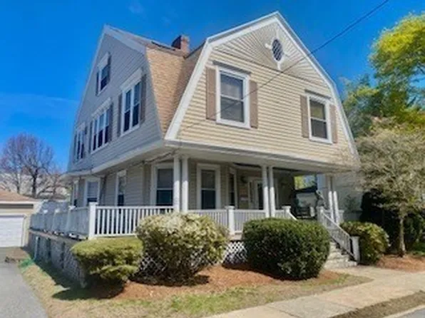 21 Emerson St, Peabody, MA 01960