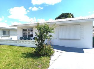 Mainlands Of Tamarac Lake, Tamarac, FL 33321