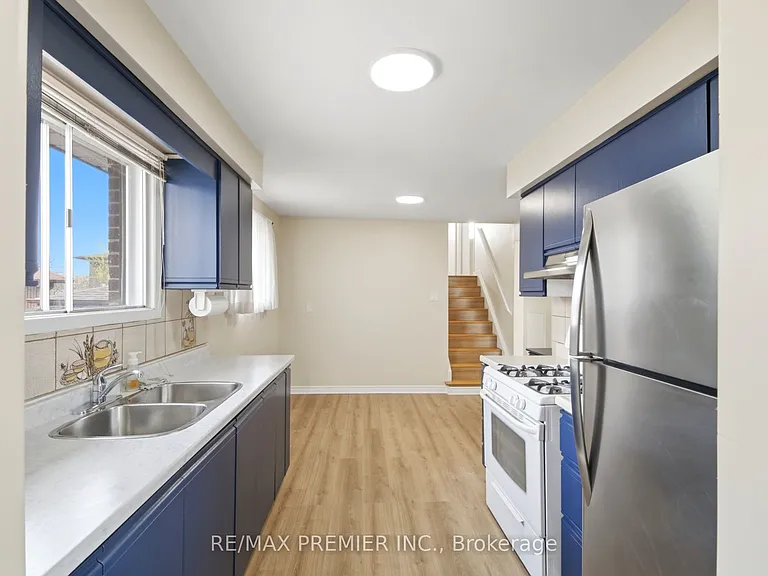 55 Plunkett Rd — Photo 10