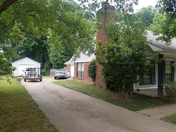 Driveway Side of House 2