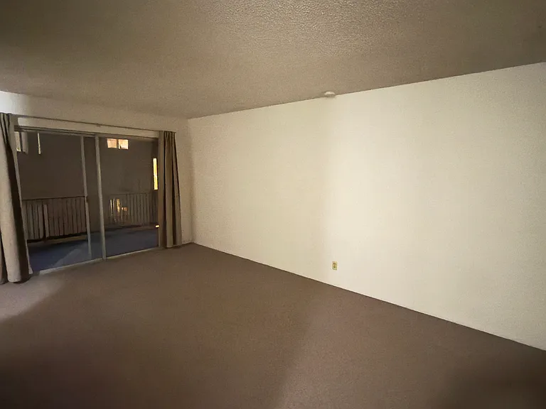 2640 Dwight Way #202 — Photo 3
