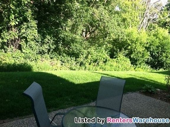 Private Wooded Patio