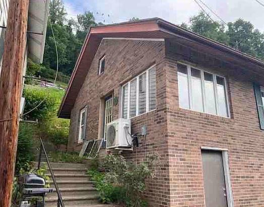 1st image of 445 E Mound St