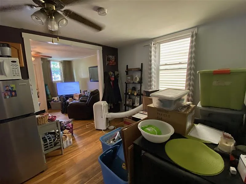 2 bed, 750 sqft, $3,150 — Photo 2